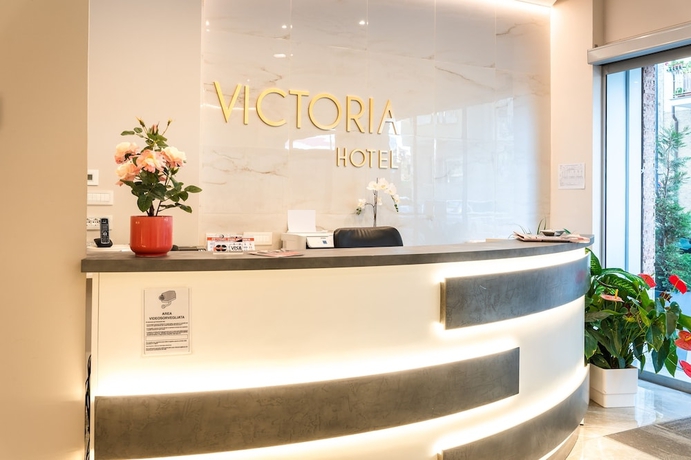 Imagen de los interiores del Hotel Victoria, CUNEO. Foto 13