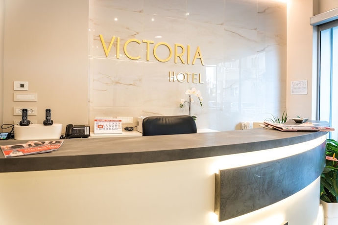 Imagen de los interiores del Hotel Victoria, CUNEO. Foto 16