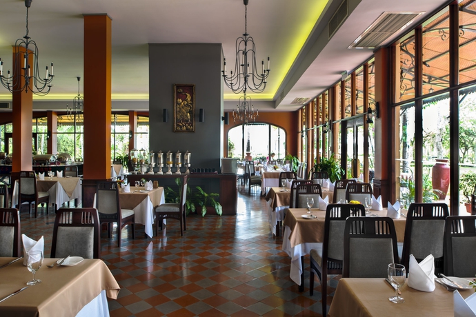 Imagen del bar/restaurante del Hotel Victoria Can Tho Resort. Foto 5