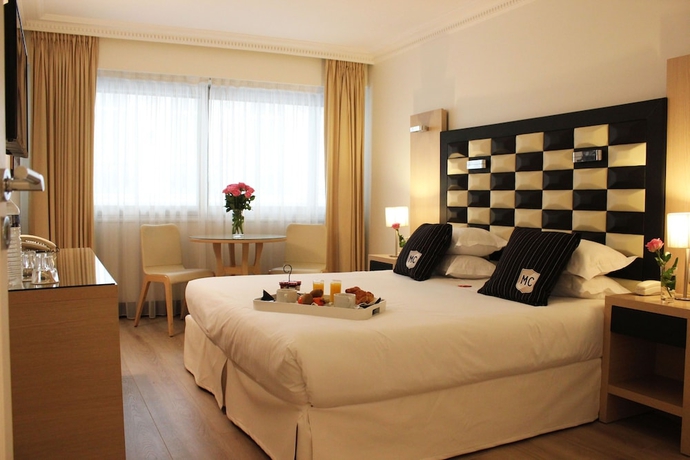 Imagen de la habitación del Hotel Victoria, Cannes. Foto 4