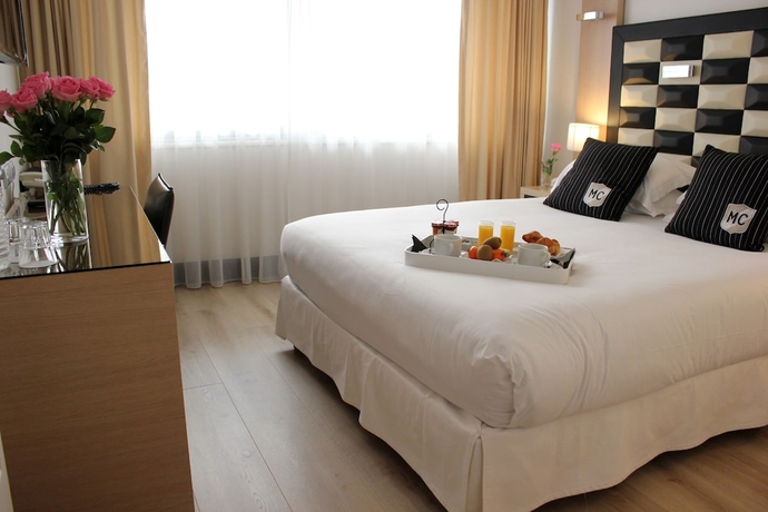 Imagen de la habitación del Hotel Victoria, Cannes. Foto 5