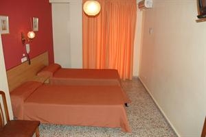 Imagen de la habitación del Hotel Victoria Centro. Foto 5