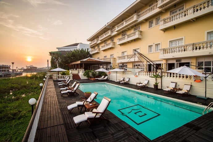 Imagen de la piscina del Hotel Victoria Chau Doc. Foto 14