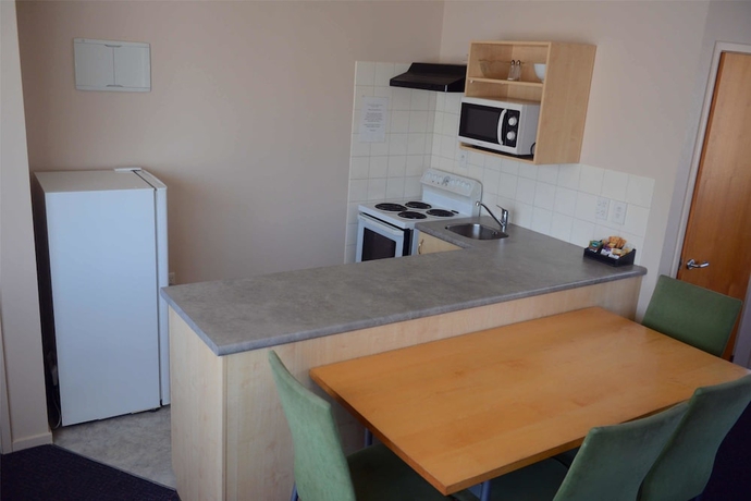 Imagen de la habitación del Hotel Victoria Court Motor Lodge. Foto 17
