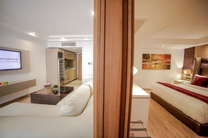 Imagen de la habitación del Hotel Victoria Crown Plaza. Foto 2