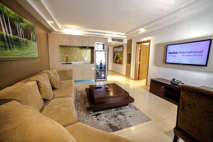 Imagen de la habitación del Hotel Victoria Crown Plaza. Foto 9