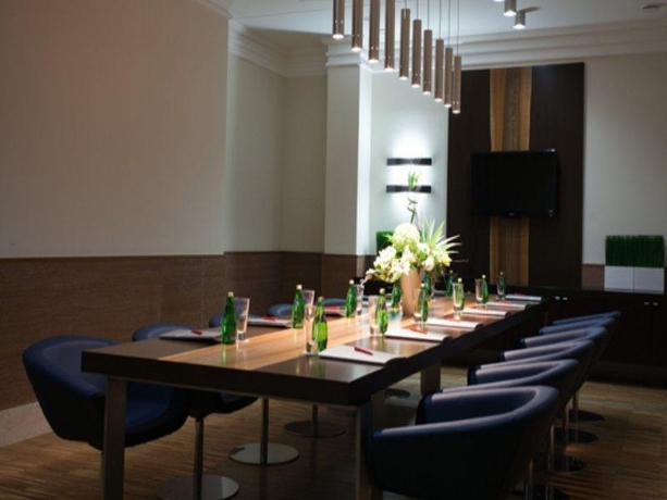 Imagen general del Hotel Victoria, Donetsk. Foto 5