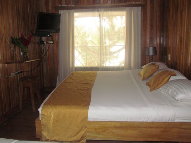 Imagen de la habitación del Hotel Victoria, El Castillo. Foto 6