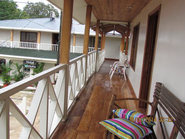 Imagen de los interiores del Hotel Victoria, El Castillo. Foto 20