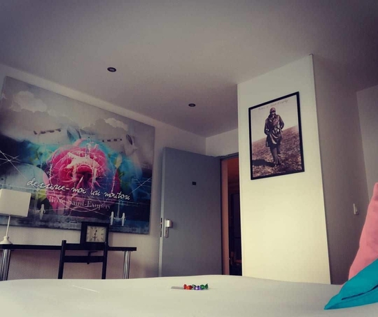 Imagen de la habitación del Hotel Victoria, Estrasburgo. Foto 8