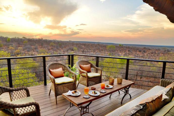 Imagen de los interiores del Hotel Victoria Falls Safari Club. Foto 7