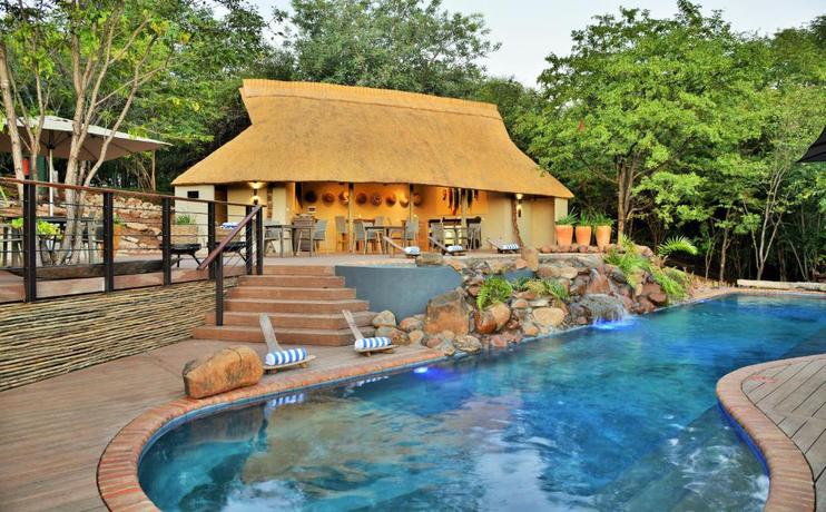 Imagen de los interiores del Hotel Victoria Falls Safari Club. Foto 8
