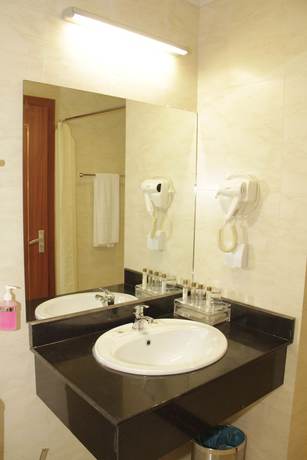 Imagen de la habitación del Hotel Victoria Garden. Foto 7