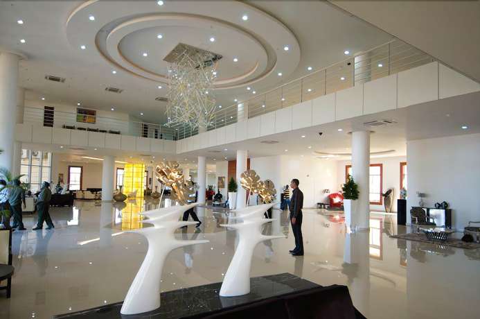 Imagen de los interiores del Hotel Victoria Garden. Foto 14