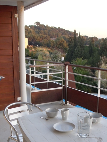 Imagen de la habitación del Hotel Victoria Garden La Ciotat. Foto 10