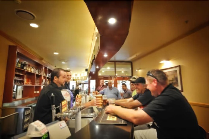 Imagen del bar/restaurante del Hotel Victoria - Griffith. Foto 4