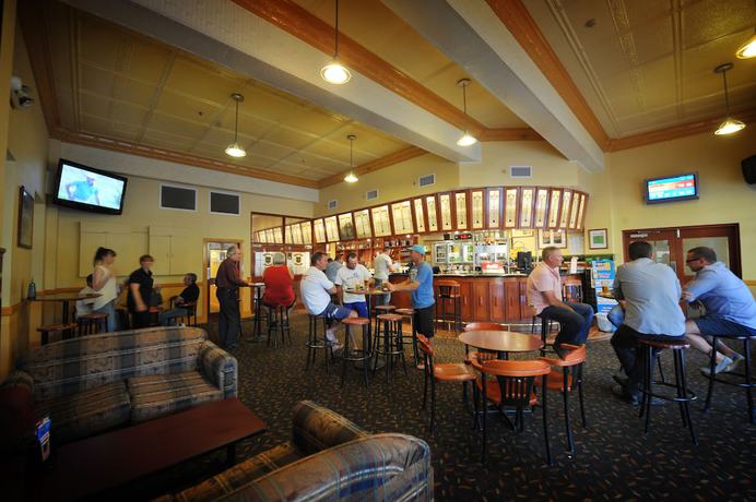 Imagen del bar/restaurante del Hotel Victoria - Griffith. Foto 9