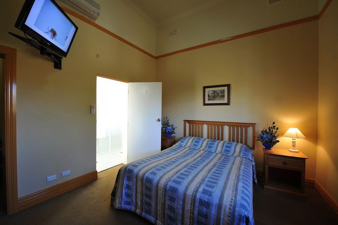 Imagen de la habitación del Hotel Victoria - Griffith. Foto 15