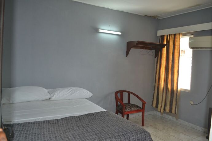 Imagen de la habitación del Hotel Victoria Guest House. Foto 18