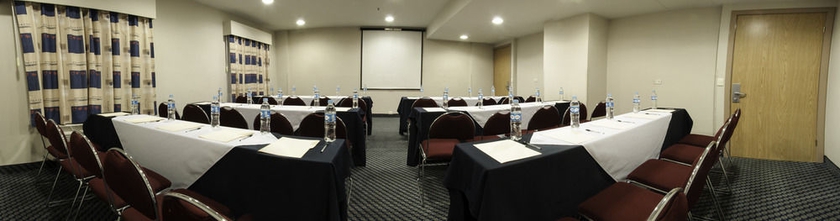 Imagen de los interiores del Hotel Victoria Inn Express. Foto 8