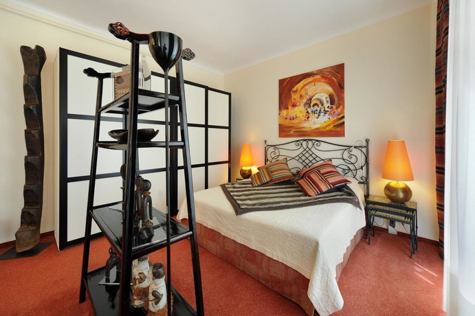 Imagen de la habitación del Hotel Victoria, LAUSANA. Foto 9