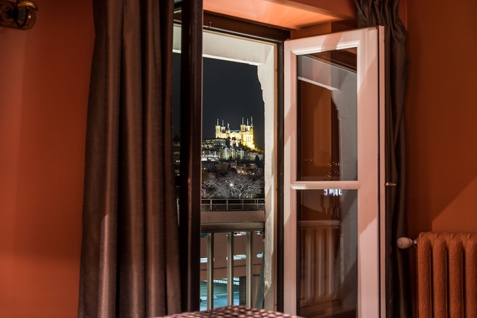 Imagen de la habitación del Hotel Victoria Lyon Perrache Confluence. Foto 9