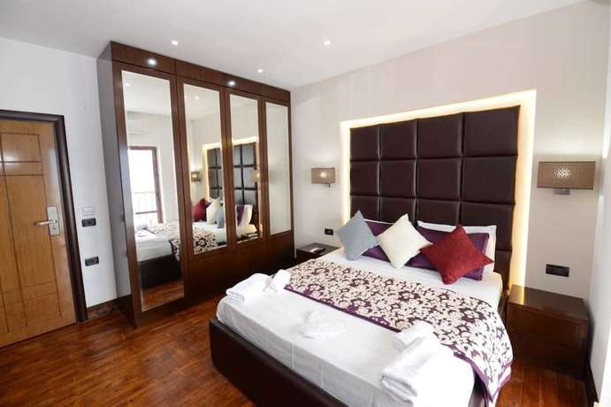 Imagen de la habitación del Hotel Victoria, Memelisht. Foto 11