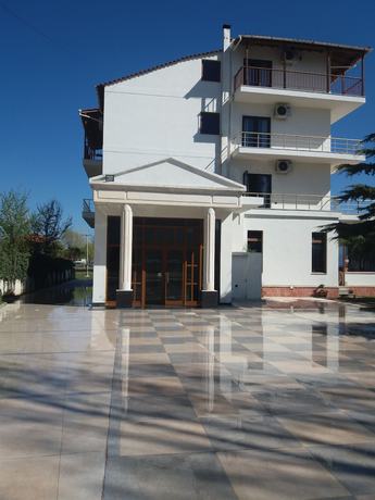 Imagen general del Hotel Victoria, Memelisht. Foto 3