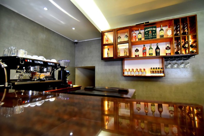 Imagen del bar/restaurante del Hotel Victoria Mews. Foto 2