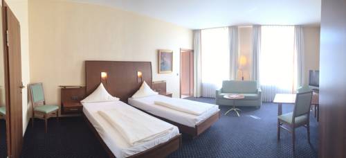 Imagen de la habitación del Hotel Victoria, Minden. Foto 4
