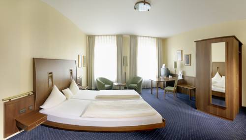 Imagen de la habitación del Hotel Victoria, Minden. Foto 9