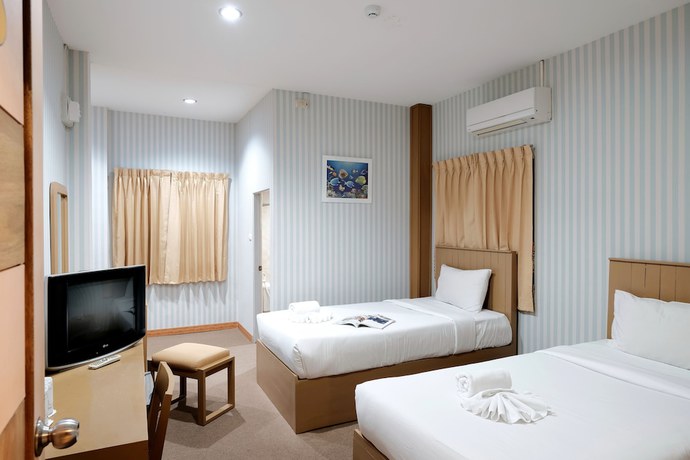 Imagen de la habitación del Hotel Victoria Nimman. Foto 8