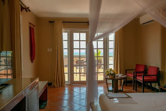 Imagen de la habitación del Hotel Victoria Nui Sam Lodge. Foto 12