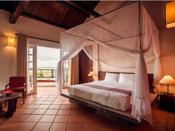 Imagen de la habitación del Hotel Victoria Nui Sam Lodge. Foto 21