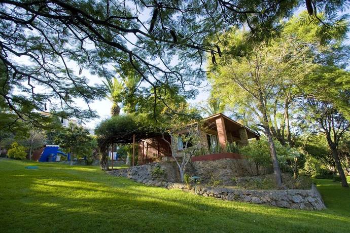 Imagen de los exteriores del Hotel Victoria Oaxaca. Foto 14