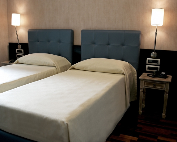 Imagen de la habitación del Hotel Victoria, PESCARA. Foto 7