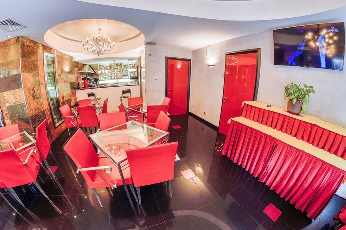 Imagen de los interiores del Hotel Victoria, PESCARA. Foto 12