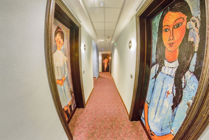 Imagen de los interiores del Hotel Victoria, PESCARA. Foto 16