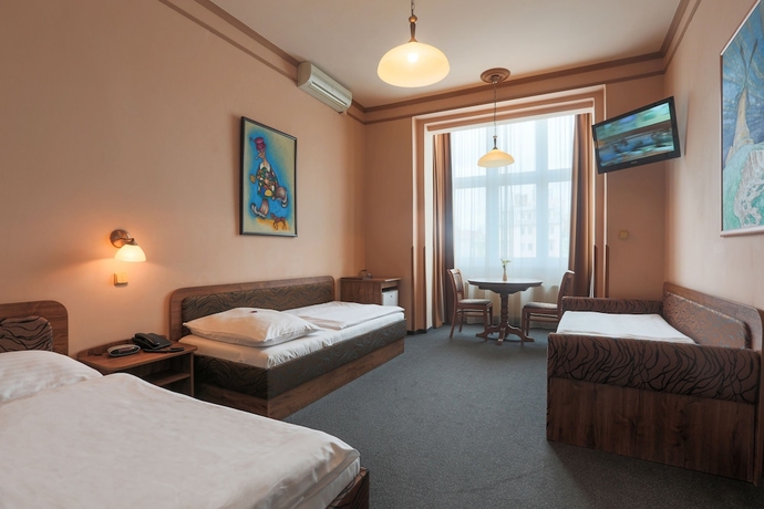 Imagen de la habitación del Hotel Victoria, PILSEN. Foto 4