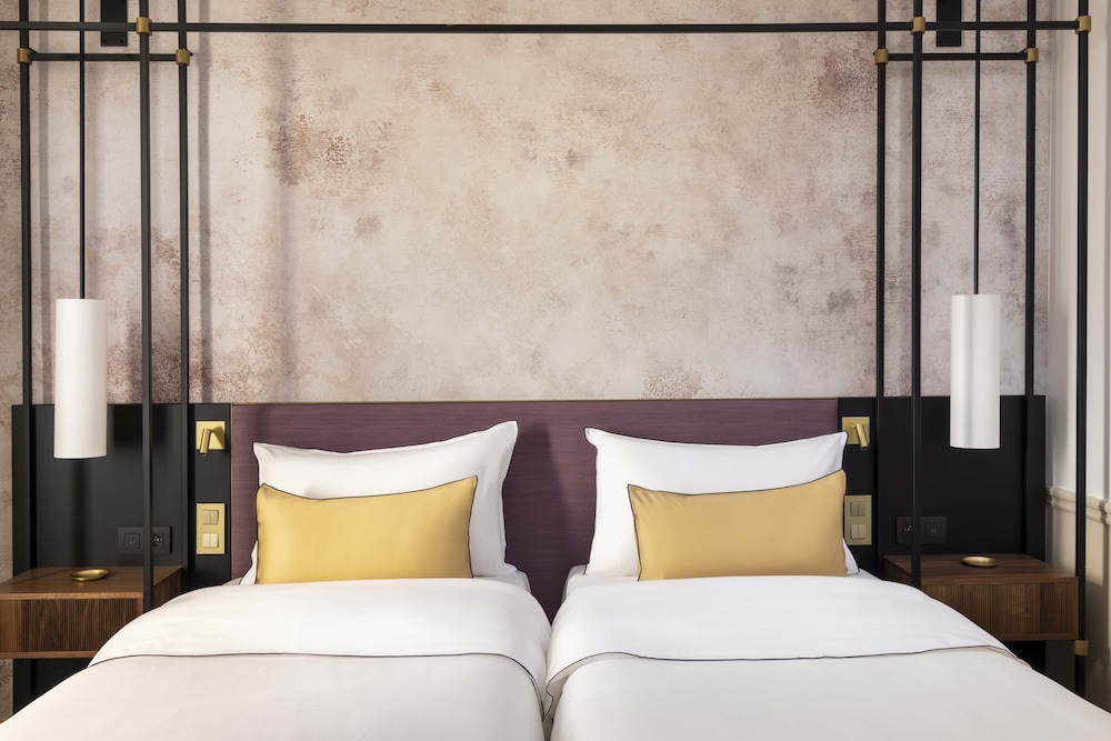 Imagen de la habitación del Hotel Victoria Palace. Foto 10