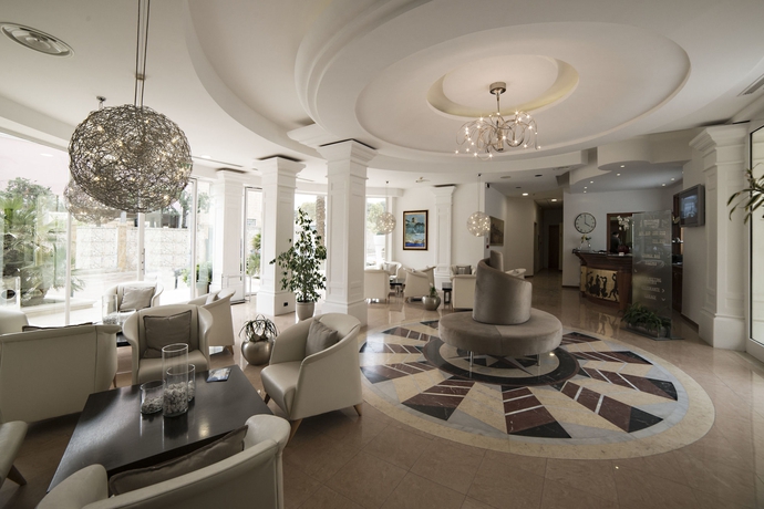 Imagen de los interiores del Hotel Victoria Palace and Zen Wellness. Foto 5