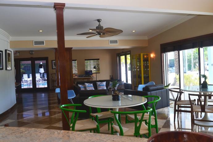 Imagen del bar/restaurante del Hotel Victoria Park. Foto 2