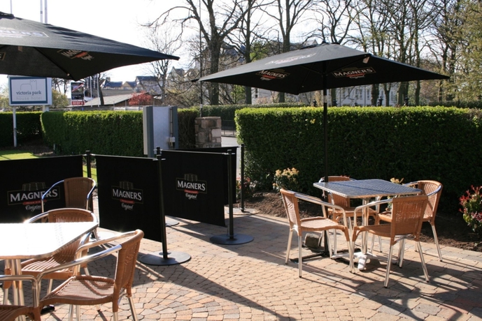 Imagen de los exteriores del Hotel Victoria Park House. Foto 13