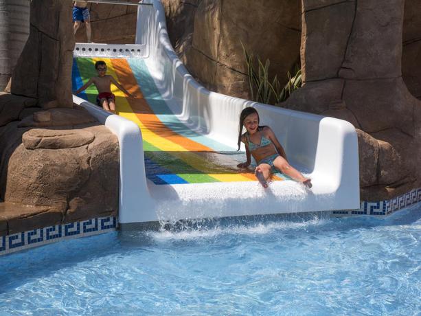 Imagen de la piscina del Hotel Victoria Playa. Foto 11