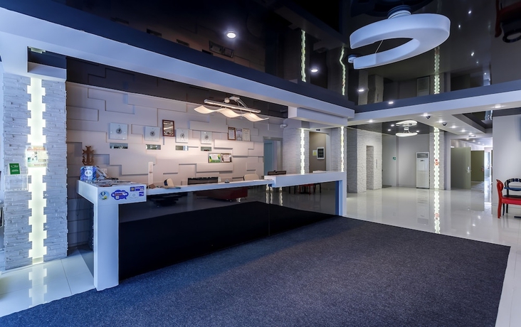 Imagen de los interiores del Hotel Victoria Plaza. Foto 19