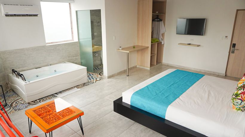 Imagen de la habitación del Hotel Victoria Plaza Millenium. Foto 16