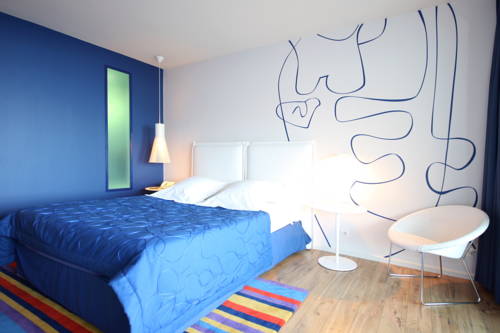 Imagen de la habitación del Hotel Victoria, ROQUEBRUNE-CAP-MARTIN. Foto 6