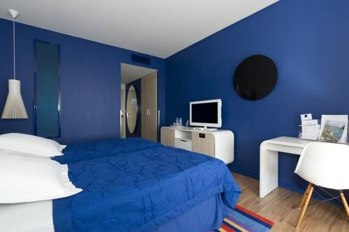 Imagen de la habitación del Hotel Victoria, ROQUEBRUNE-CAP-MARTIN. Foto 15