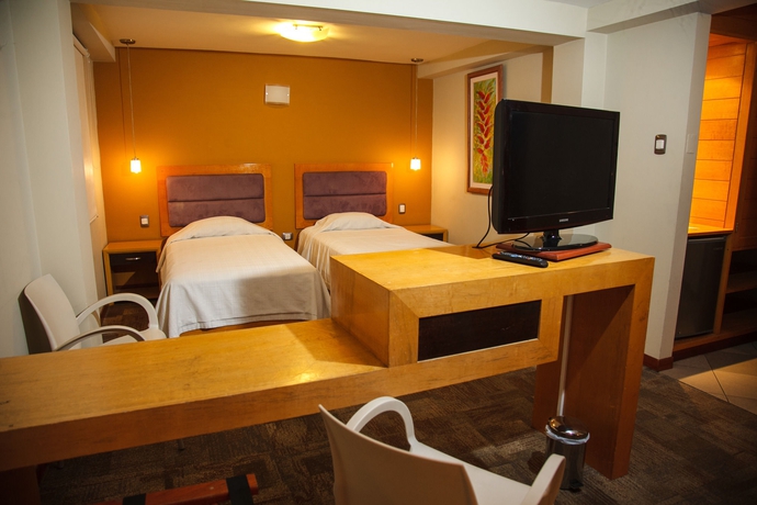 Imagen de la habitación del Hotel Victoria Regia. Foto 8