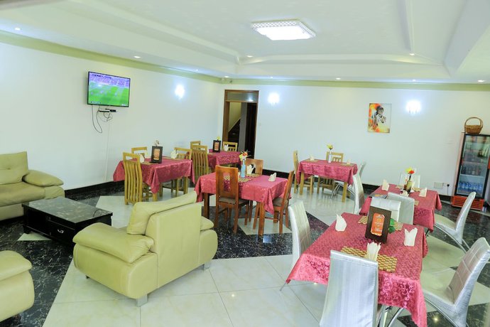 Imagen de los interiores del Hotel Victoria Royal Beach. Foto 18